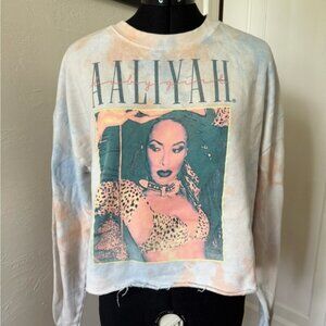 Aaliyah Graphic Women's Sweatshirt - Blue and White